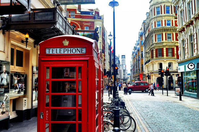 RoamRight shares Three Great London Walking Tours