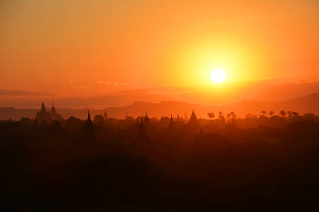 Bagan is an ancient city located in the Mandalay Region of Burma. CT
