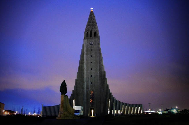 Take a photo tour of Reykjavik, Iceland.