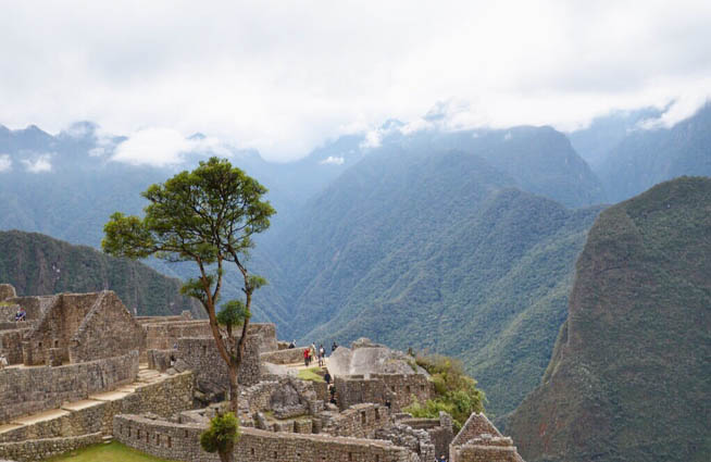 Machu Picchu is an Incan citadel set high in the Andes Mountains in Peru 5 CT