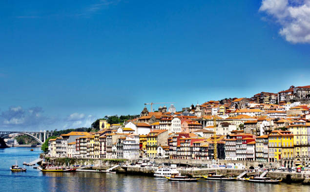 Use this post to plan your first trip to Portugal! 