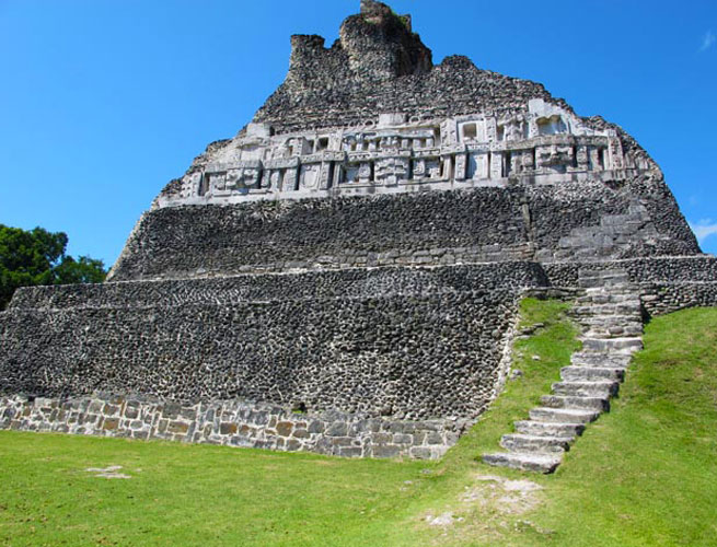 The Mayan temples are a must-see during a trip to Belize. Don't miss these activities when you visit Belize.
