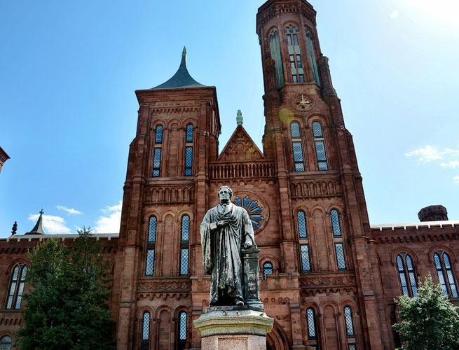 The Smithsonian Museums are free and very educational - and fun! Washington, D.C. is a treasure trove of experiences for families. Follow these tips to make the most of your visit.