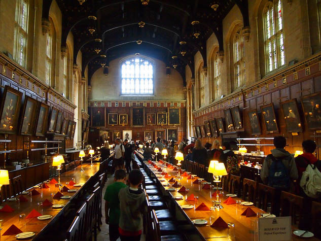 If
you or anyone you know is a fan of Harry Potter, then you don’t want to miss
these inspired locations in Britain.