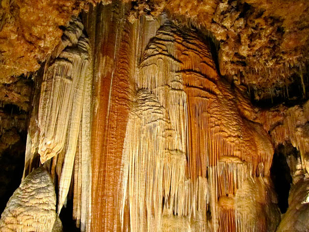 Pack your bags and be sure to visit these amazing caves found around the United States.