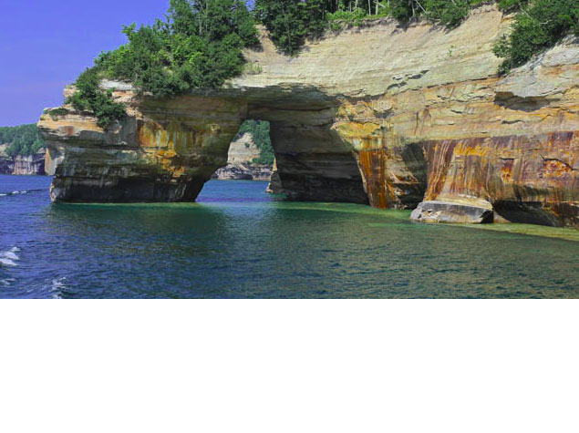 Follow these tips for the ultimate adventure in Michigan's Upper Peninsula. 
