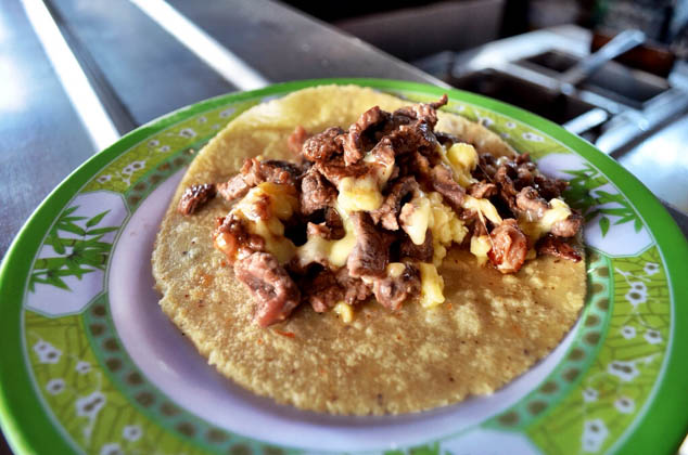 Arrive in LA hungry and explore some of the best tacos in the city with this easy to use guide.