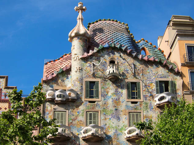 See some of the most famous architectural masterpieces in the world during your trip to Barcelona. 
