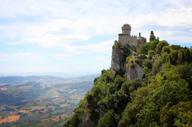 Add San Marino to your travel bucket list and be sure to enjoy these activities while you're there!