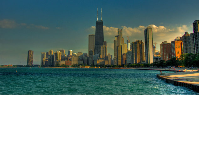 Visiting Chicago with Your Family | RoamRight's Travel Tips
